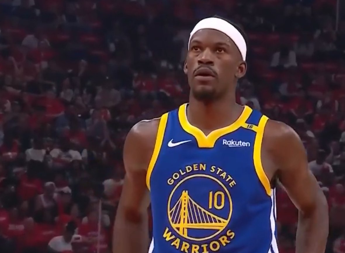 关于勇士完胜南韩男篮，凯尔·库兹马爆发神勇的信息